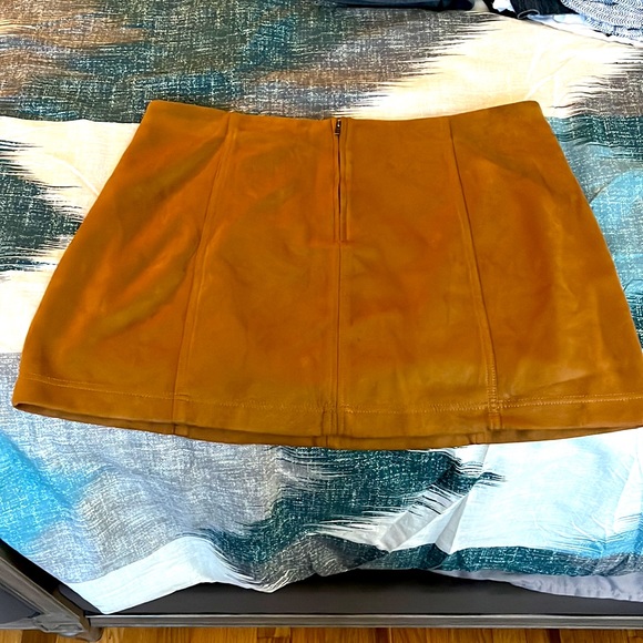 Brown Mini Skirt - Picture 2 of 5